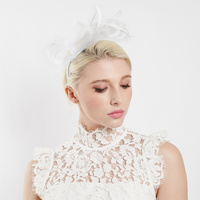 FEATHERED LOOPY FASCINATOR