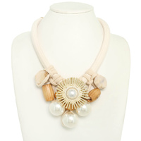 HANDMADE FABRIC FLOWER NECKLACE